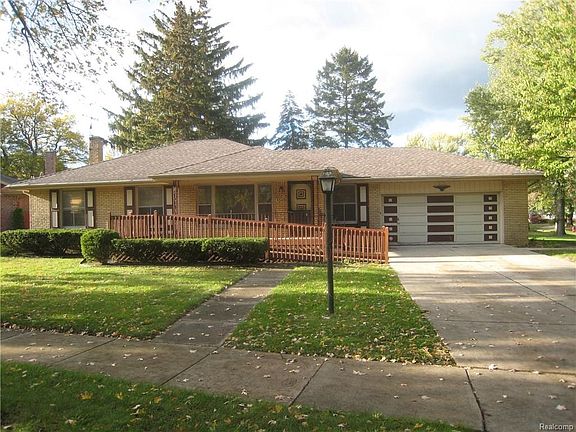 3rd image of 6241 Burger St
