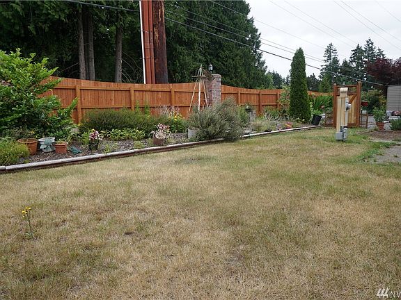 2nd image of 6645 Capricorn Ln NE #17