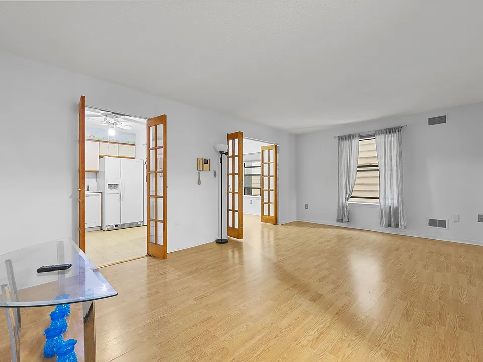 214 70th St #2A
