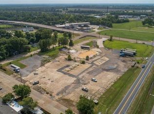 5215 S Macarthur Dr, Alexandria, LA 71302