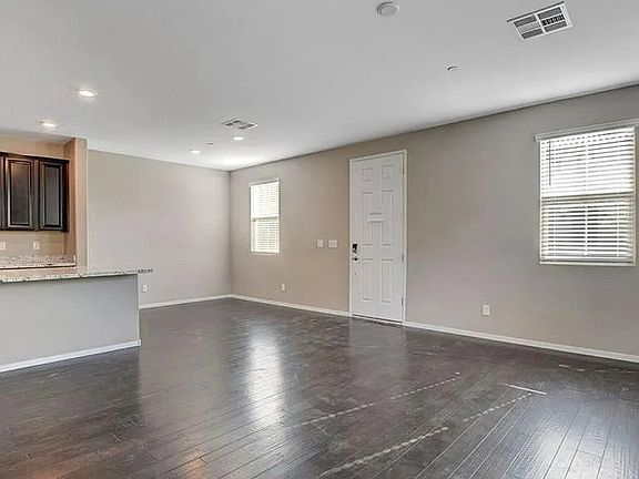 3rd image of 37 Alamere Falls Dr #1