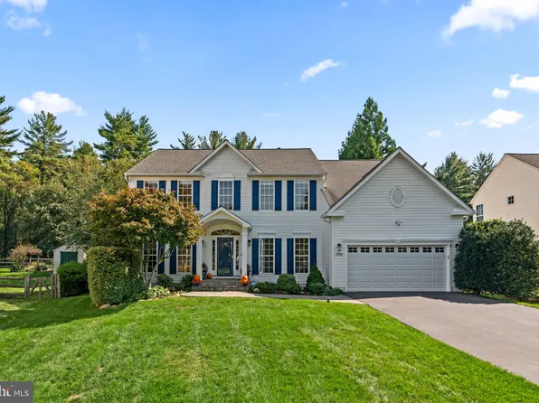 11341 Bishops Gate Ln, Laurel, MD 20723