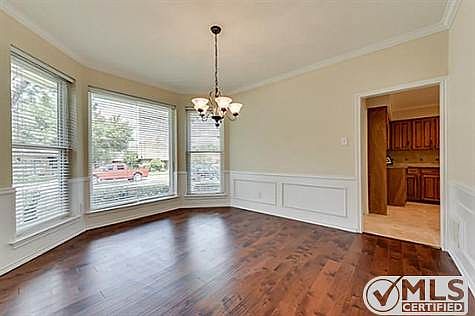 4th image of 1506 Sugar Creek Dr