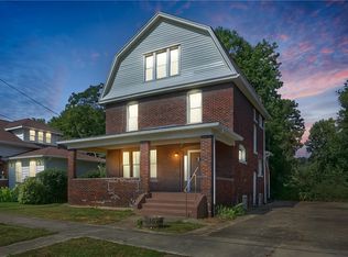 38 Pittsburgh Cir, Ellwood City, PA 16117
