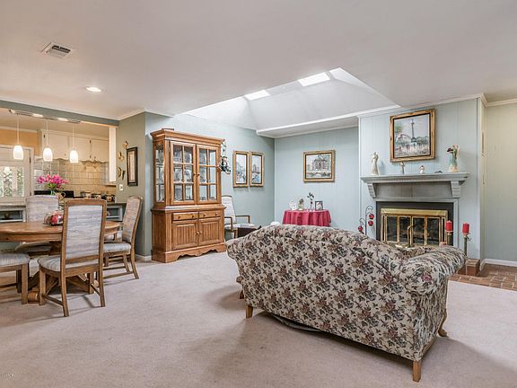 2nd image of 1608 Lawson Ln