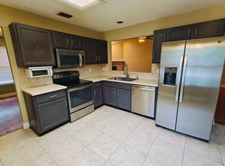 1845 Weston Cir, Fleming Island, FL 32003