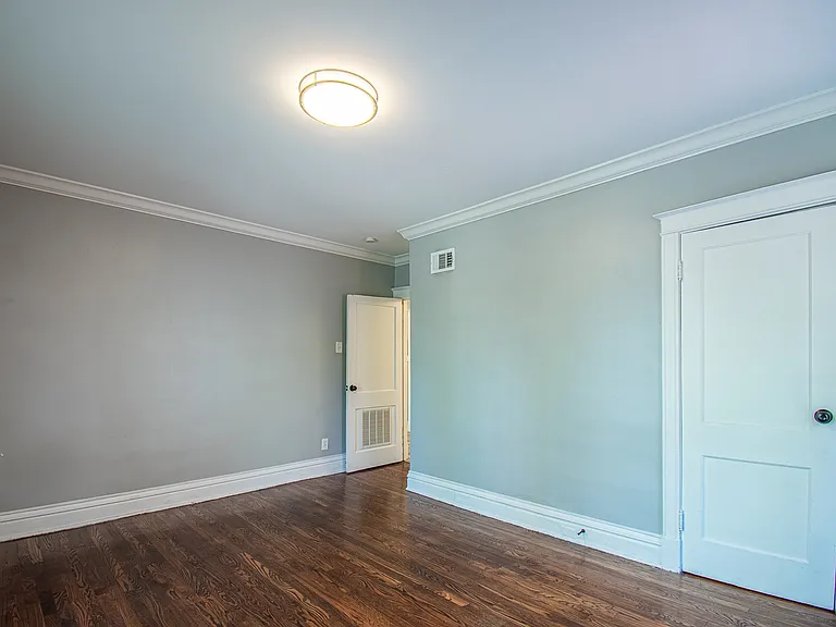 710710 Leland Ave #2N — Photo 17