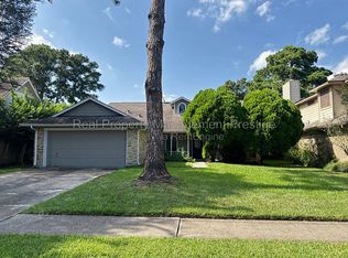 15907 Spring Forest Dr, Houston, TX 77059