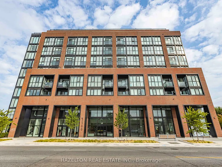 2300 Saint Clair Ave W #804 — Photo 2