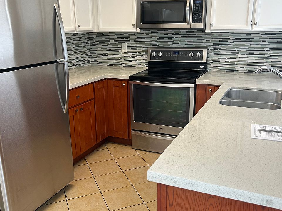 1st image of 2225 Lynbrook Dr