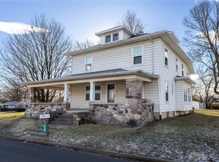 220 W Wenger Rd, Englewood, OH