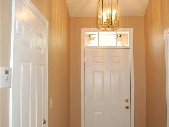 2nd image of 1445 Ashworth Ct