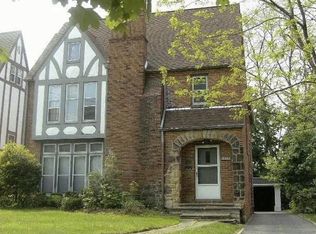 18320 Newell Rd #UP, Beachwood, OH 44122