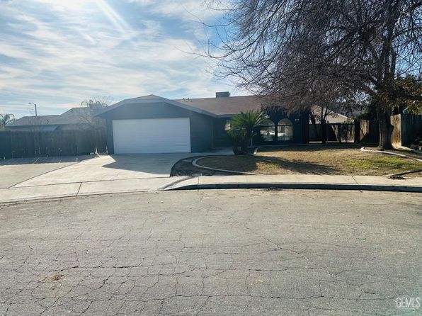 2012 Chaparral Cir, Delano, CA 93215