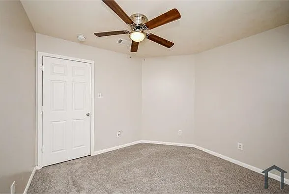 6127 Yorkglen Manor Ln — Photo 14