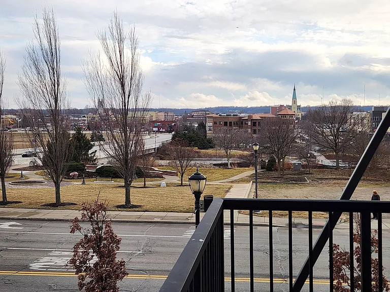 River Rock Apartments — Photo 67