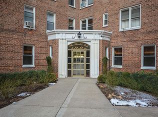 7261 113th St, Forest Hills, NY