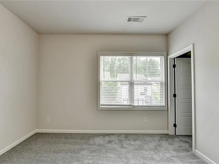 1854 Westfall Lndg — Photo 45