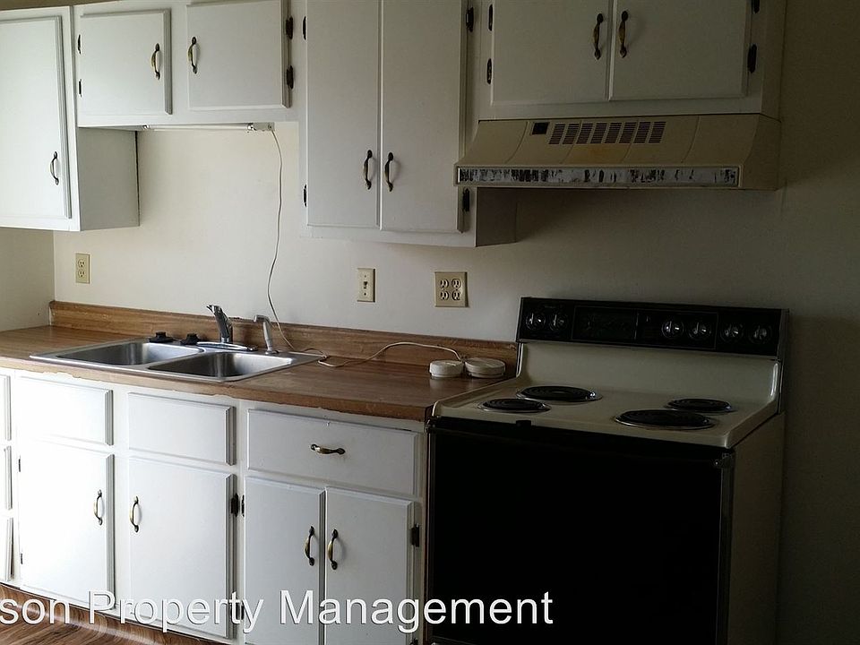 1st image of 630-B School St