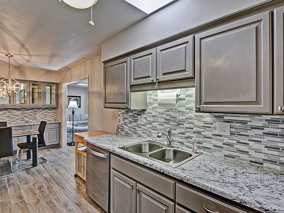 5th image of 13443 N Emberwood Dr