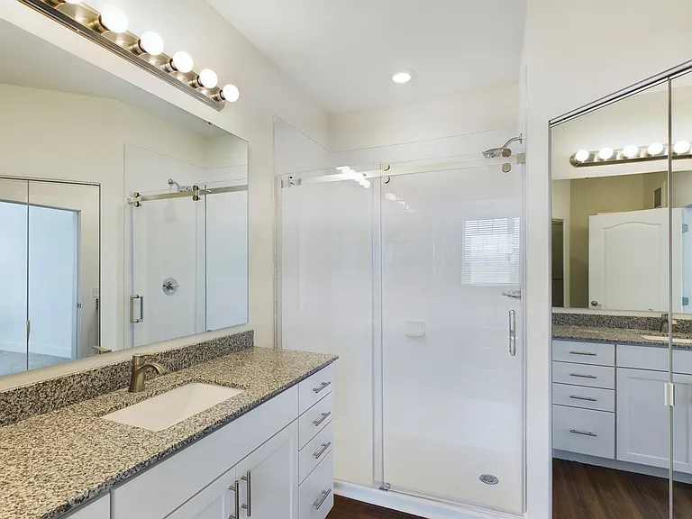520 Arsdale Ave #30-204 — Photo 6