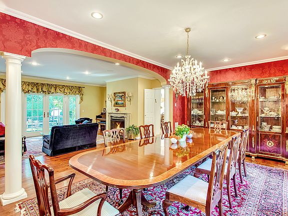 5th image of 7 Copperfield Ln