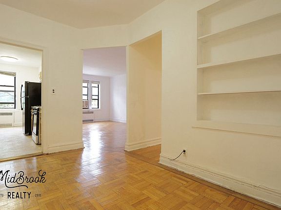 4th image of 515 Avenue I Ste 2