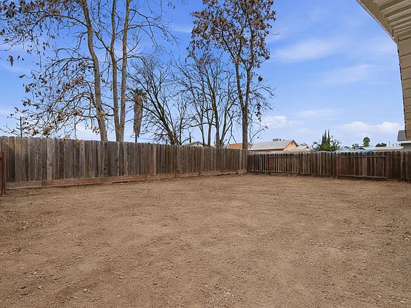 5th image of 1707 Connie Way