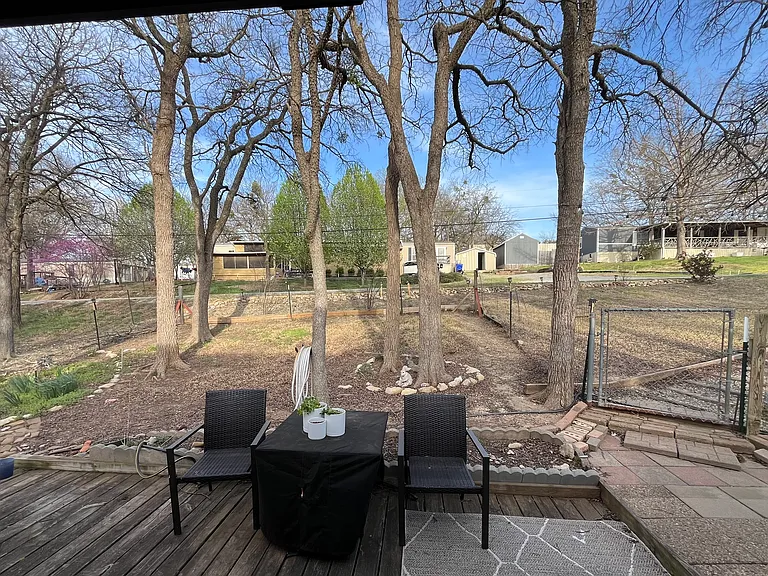 185 Bentwood Dr — Photo 7