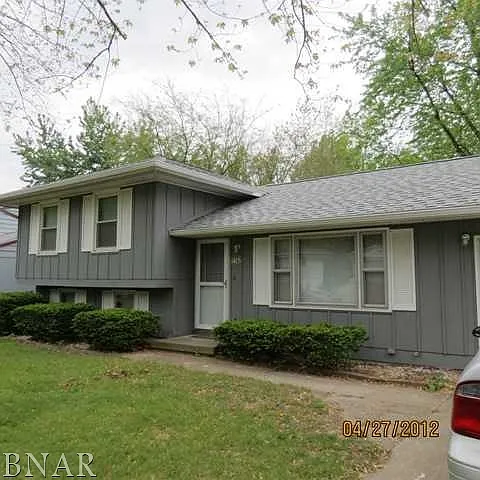 1415 Essex Ct photo 1