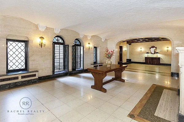 Rented by Rachel Realty | media 19