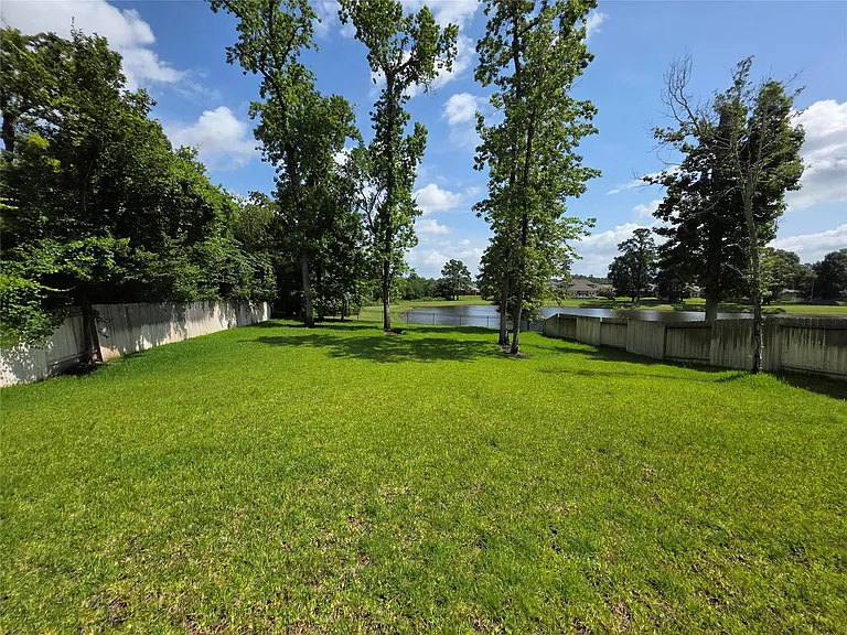 110 Elm Tree Cir — Photo 28