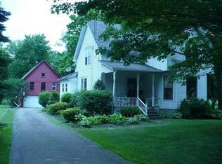 18 Locust St, Angola, NY 14006