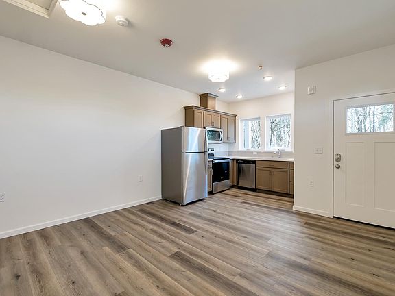 3rd image of 1653 Starlight Ln #101