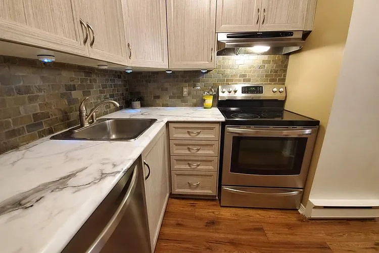160 Bruyere St #3 — Photo 5