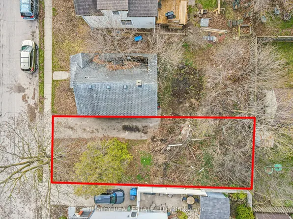 35 Menzie Ave, Guelph, ON N1E 5X8