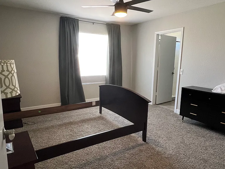 1408 E Carson Rd — Photo 9