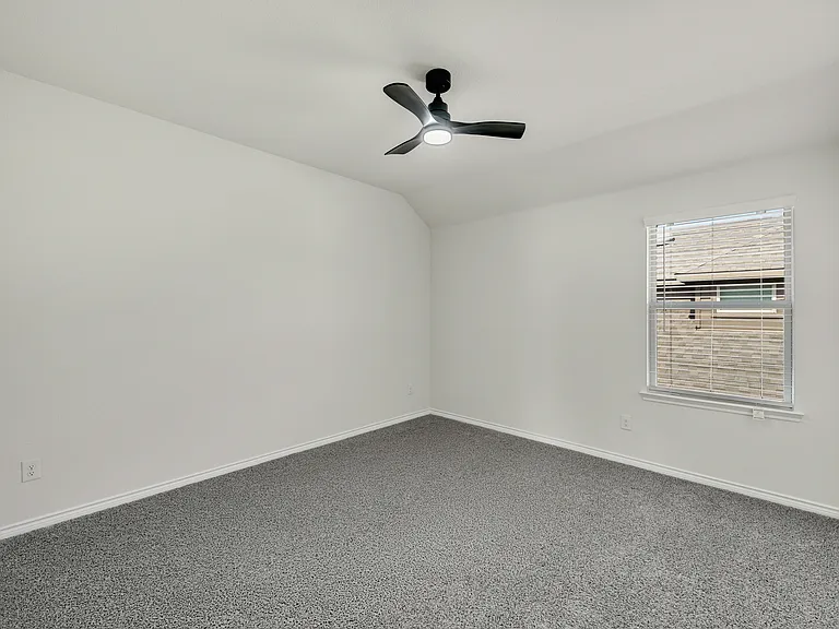 1117 Goldfinch Dr — Photo 29