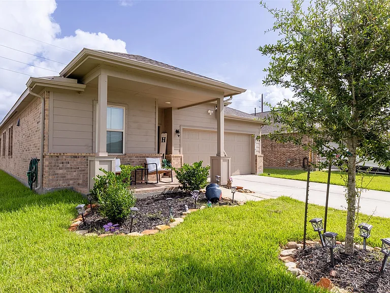 14911 Spring Forest Ln — Photo 38