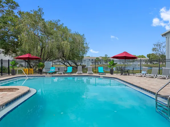 49th Street Apartments