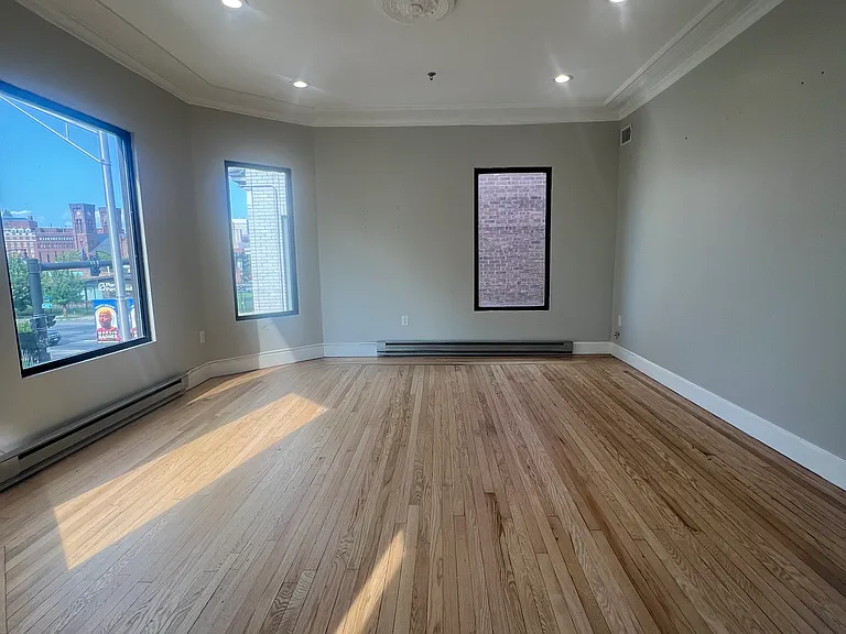 200 Broad St #3B — Photo 6