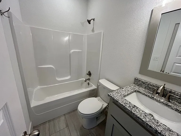 3850 W Somerville Ln — Photo 7