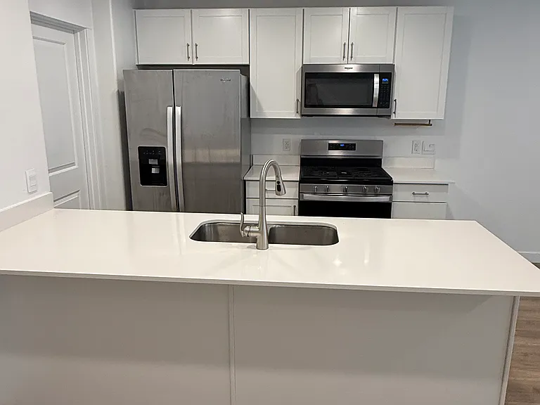 3709 W Cold Spring Dr — Photo 2