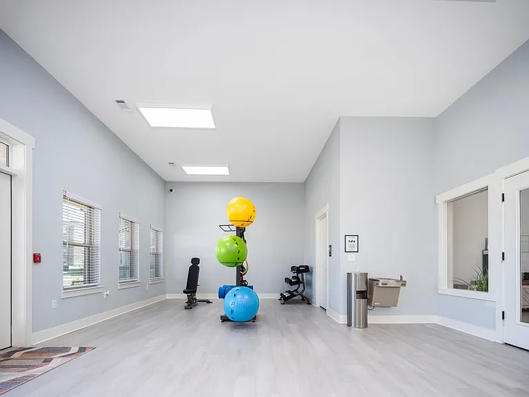Joy Park Luxury Apartments — Photo 23