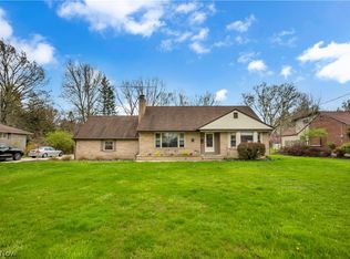 24923 Nobottom Rd, Olmsted Falls, OH 44138