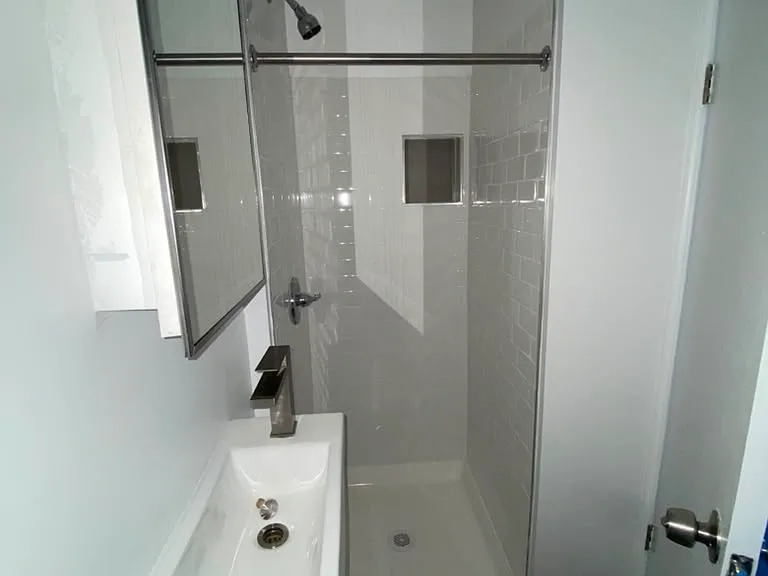 69 N Broadway #69B — Photo 4