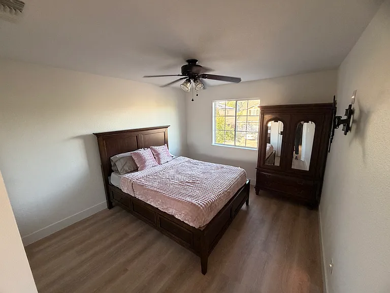 Green Meadow Ct — Photo 7