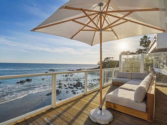This is your front-row seat to Malibu's serene beauty.