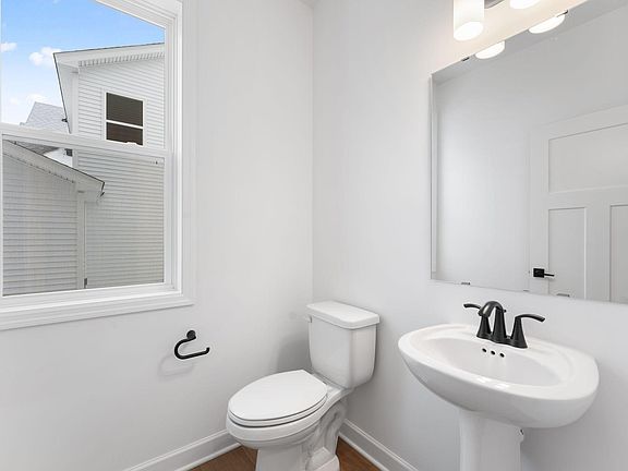 7th image of this home