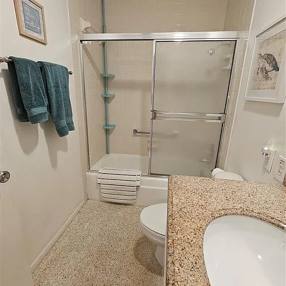 1703 Amhurst Cir — Photo 32